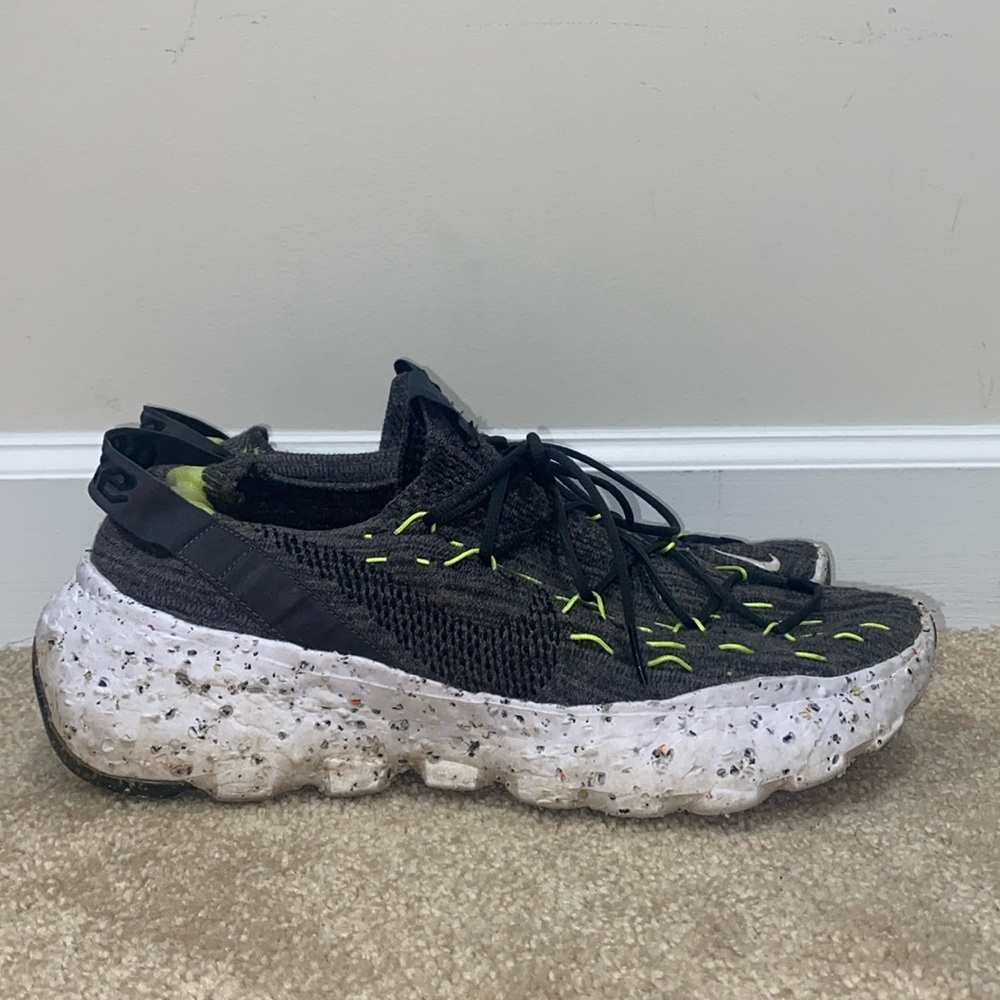 Nike Space Hippie 04 Black/Black-Volt-White CZ6398 010